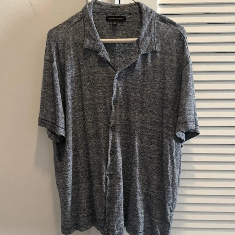 Men’s XL Banana Republic Soft Linen shirt